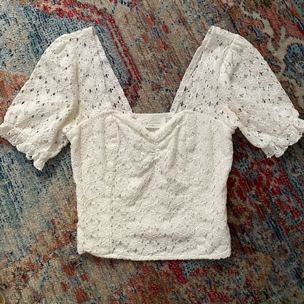 Feminine Statement Sleeve Top